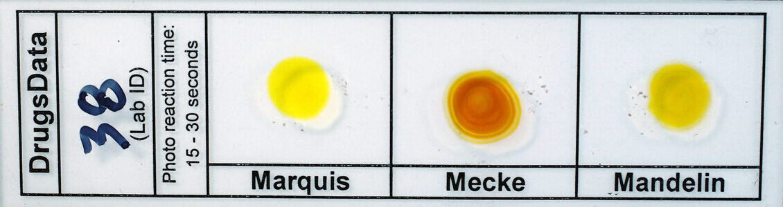 Wyniki badania odczynnikiem Eutylonu przy użyciu małej próbki (2-3mg lub mniej).